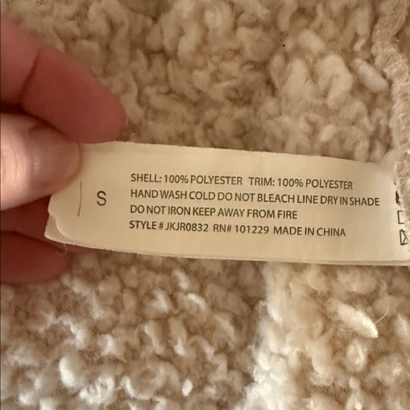 Ashley By 26 International Cream Hooded Teddy Bear Jacket - Picture 8 of 8